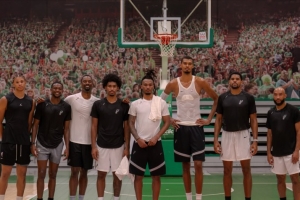 法国开练！马刺众将随文班在巴黎训练 新援托拜亚斯·哈里斯现身
