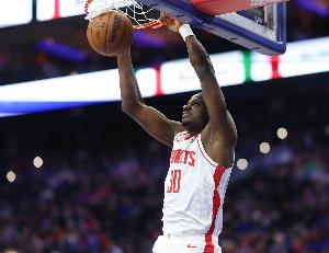 火箭媒体人：火箭五号位缺乏多样性 交易卡佩拉能腾出空间
