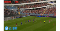 很有威胁！姆伯莫主罚任意球直接攻门，萨福诺夫将球扑出