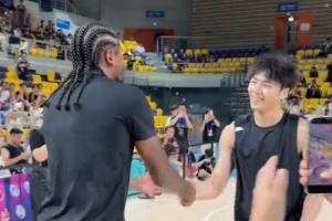 扣篮秀+连射6记三分！百分大战：杰伦·格林100-51狂胜陈泽文49分